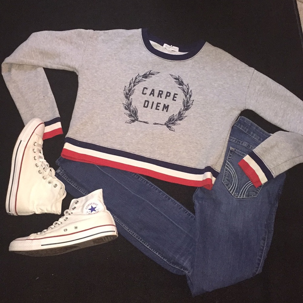 Aéropostale Crop Crewneck Sweater (Carpe Diem)